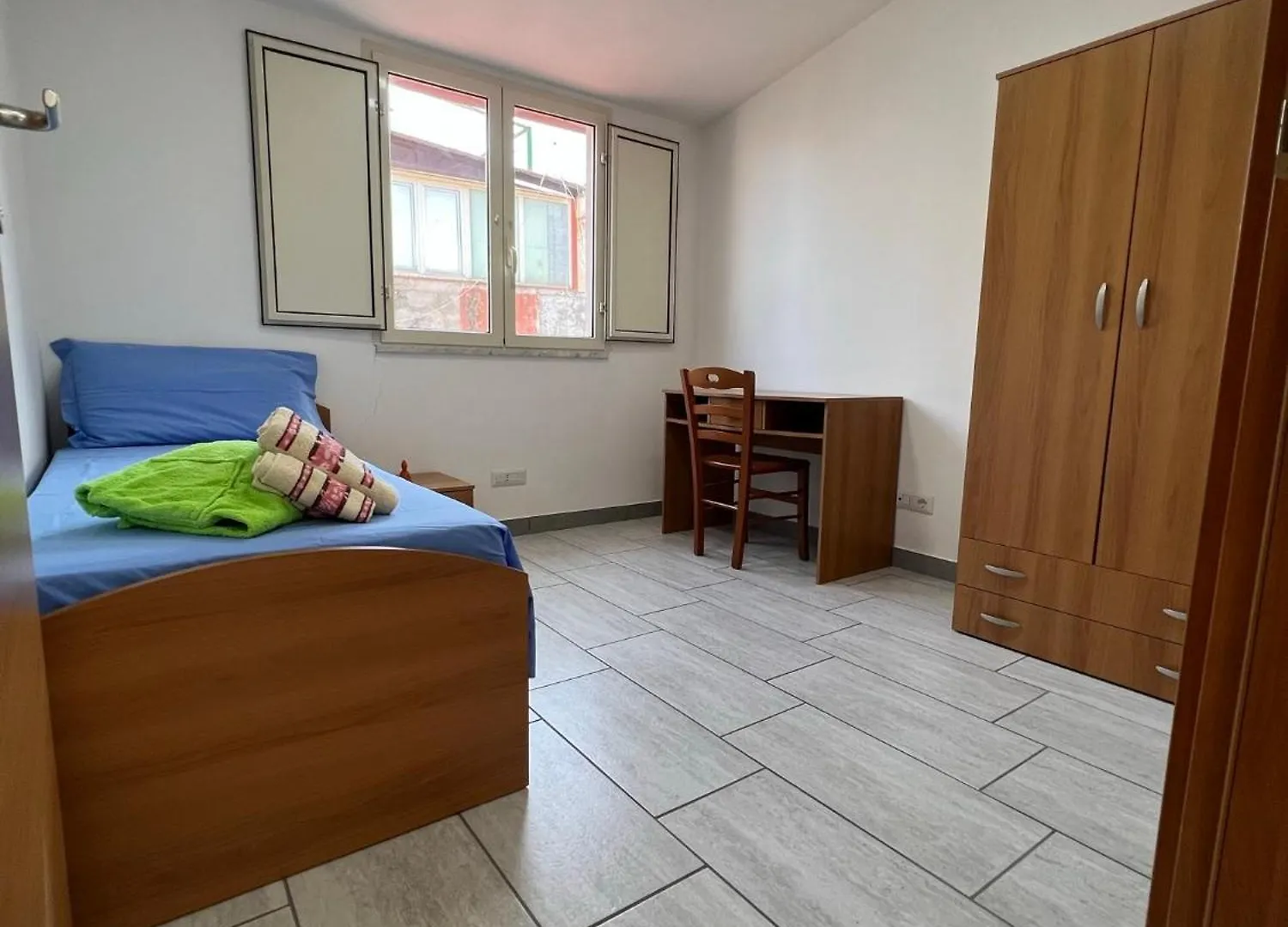 Rj-House Qs Apartment Naples Italy