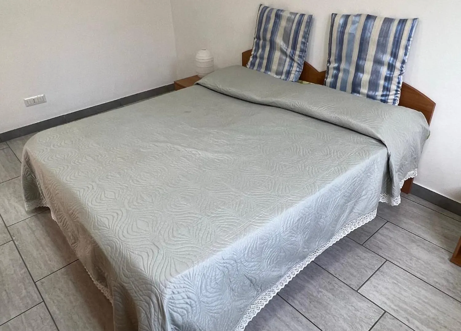 Rj-House Qs Apartment Naples Italy